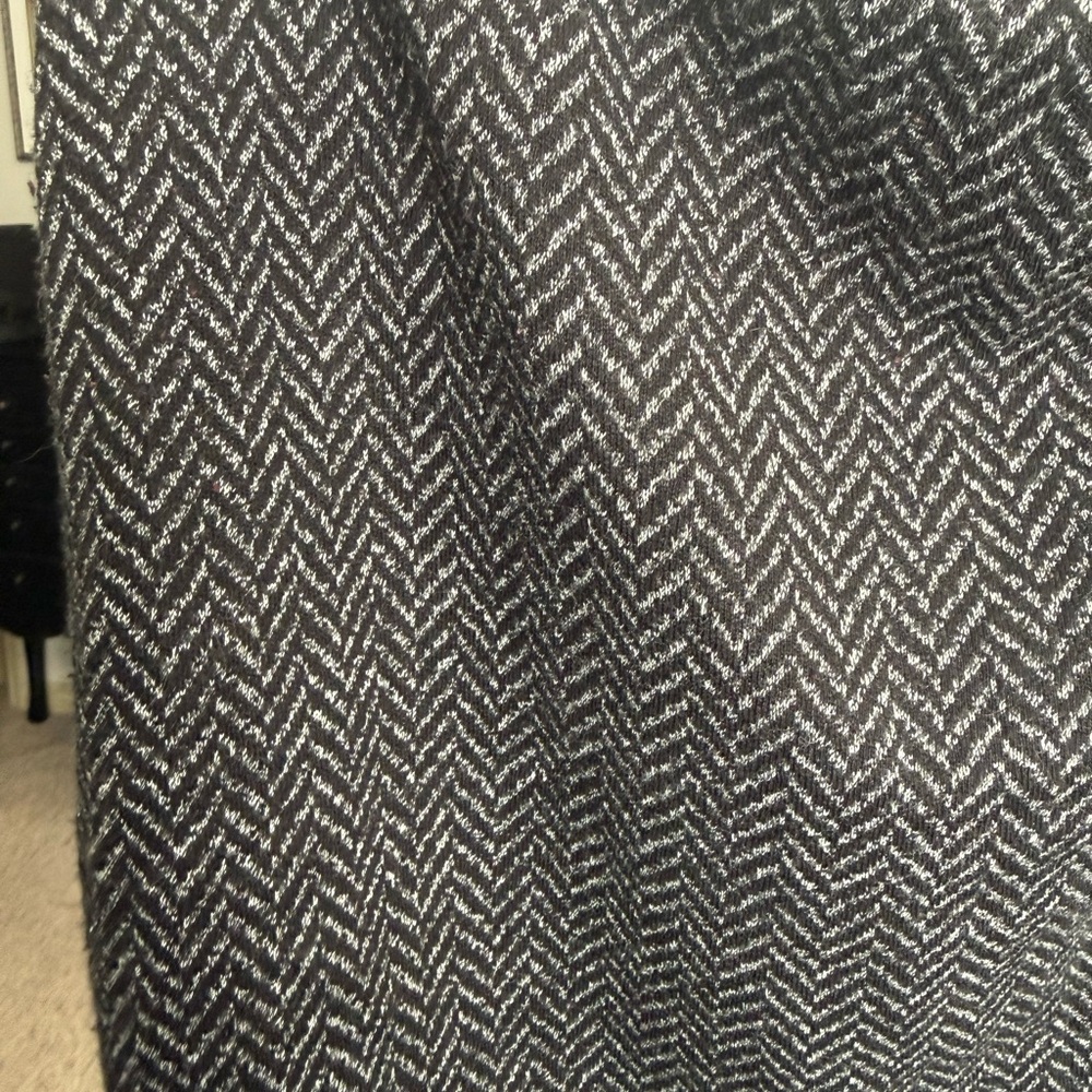 Express Monochrome Herringbone Skirt
